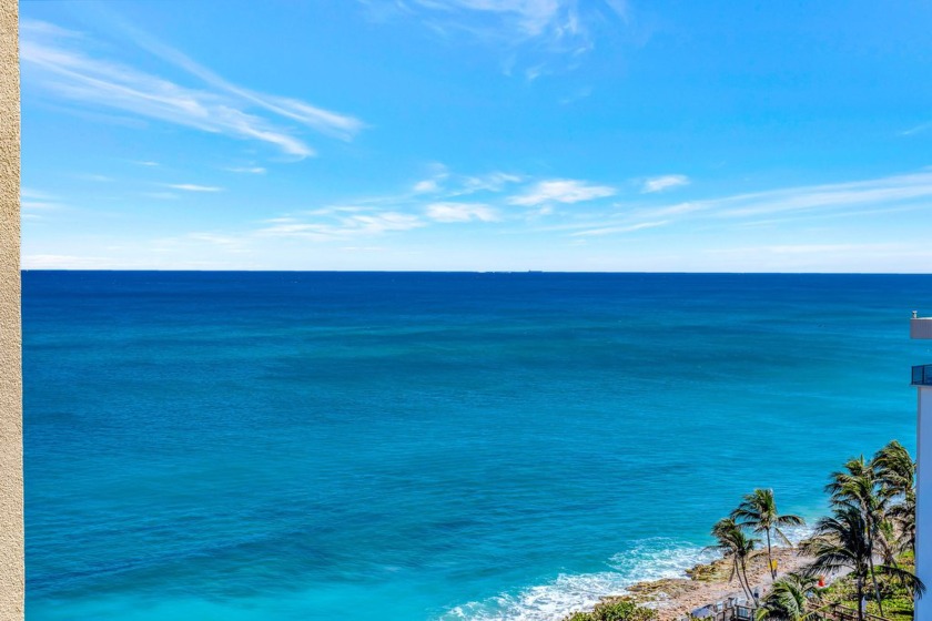 A desirable higher floor, corner unit offers magnificent - Beach Condo for sale in Jupiter, Florida on Beachhouse.com