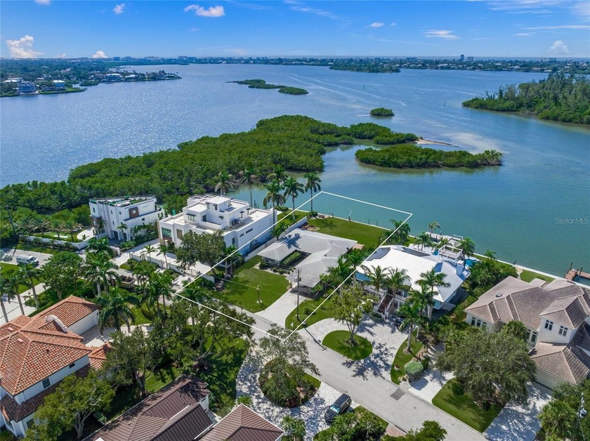 SAN REMO ESTATES WATERFRONT LOT FOR SALE - Here's your - Beach Home for sale in Sarasota, Florida on Beachhouse.com