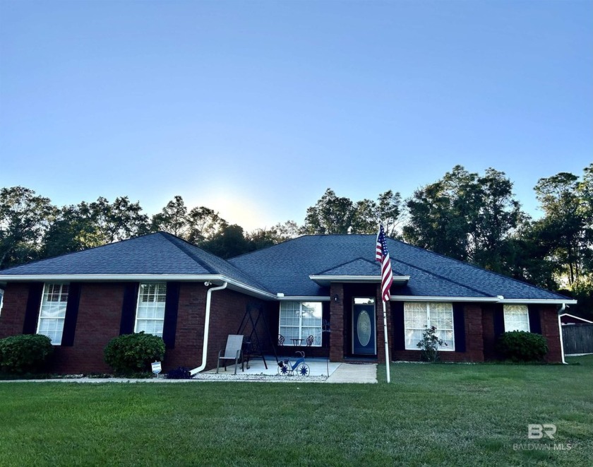 A MUST SEE: Fabulous large family home, with low maintenance - Beach Home for sale in Foley, Alabama on Beachhouse.com