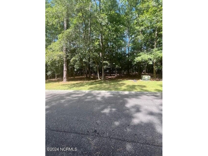 Wonderful lot in the Rivers Edge Golf community ready for you to - Beach Lot for sale in Shallotte, North Carolina on Beachhouse.com