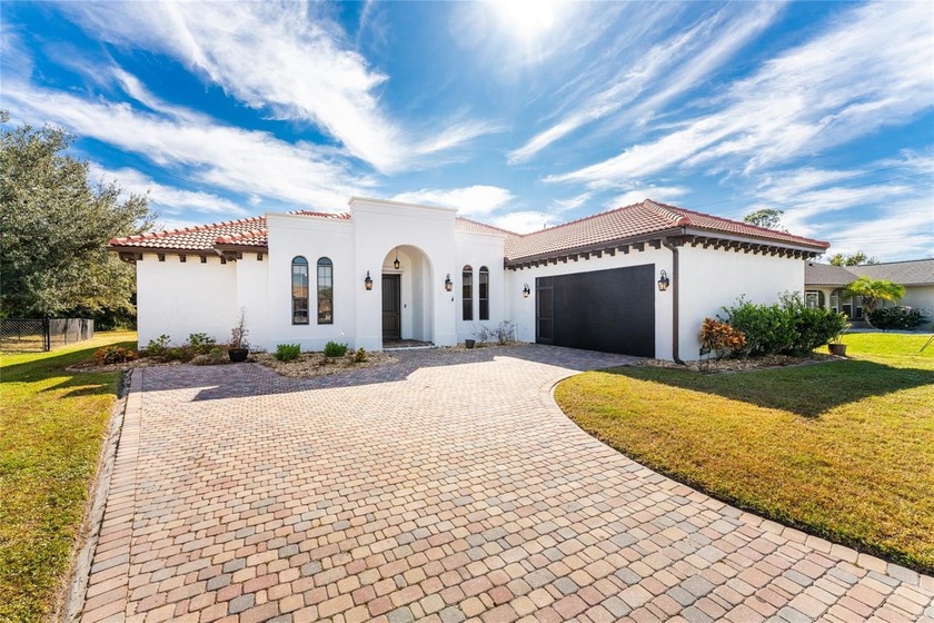 One or more photo(s) has been virtually staged. Step into a - Beach Home for sale in Punta Gorda, Florida on Beachhouse.com