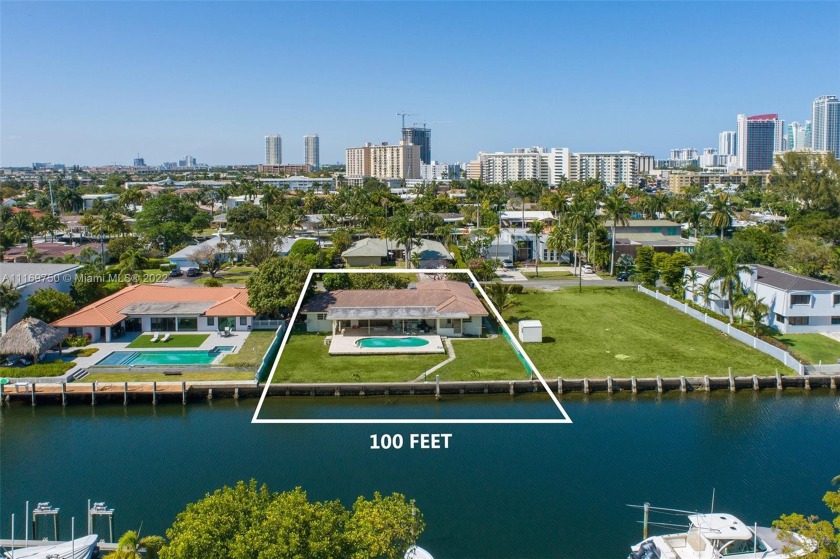 Impressive large lot with 15,000 sq.ft. and 100 feet of - Beach Home for sale in Hallandale Beach, Florida on Beachhouse.com
