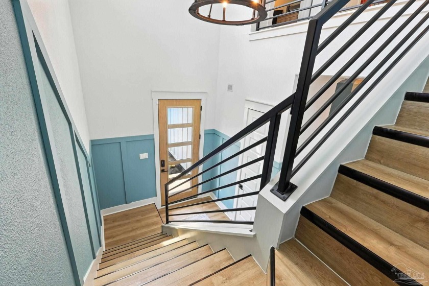 OPEN HOUSE 9/21/2025 1 TO 3!!!  Classic appointments, exquisite - Beach Home for sale in Pensacola, Florida on Beachhouse.com