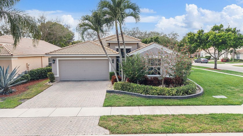 Welcome to this bright 3-bedroom, 2-bath single-family  pool - Beach Home for sale in Boynton Beach, Florida on Beachhouse.com