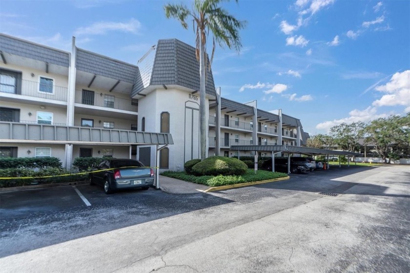 Welcome to this stunning 2-bedroom, 2-bath condo located in - Beach Condo for sale in Seminole, Florida on Beachhouse.com