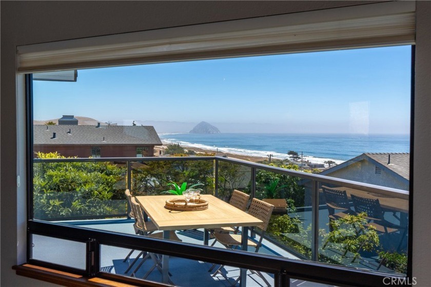 This dreamy 2401 SF, 3-bedroom, 3-bath with owned solar home - Beach Home for sale in Cayucos, California on Beachhouse.com