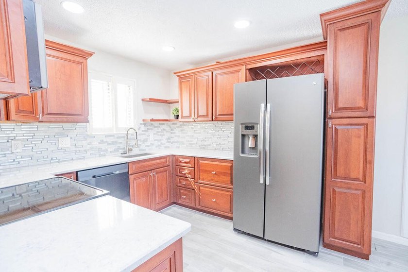 OWER IS OFFERING 5k TOWARDS CLOSING COSTS!!! Comfort and - Beach Townhome/Townhouse for sale in Stuart, Florida on Beachhouse.com