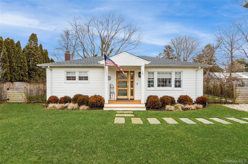 FULLY FURNISHED and truly move-in ready, this beautifully - Beach Home for sale in Remsenburg, New York on Beachhouse.com