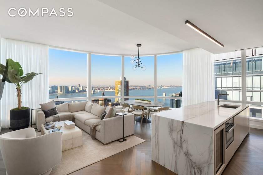 "TriBeCa 3BD/3.5 BA. Stunning residence with peerless - Beach Condo for sale in New York, New York on Beachhouse.com