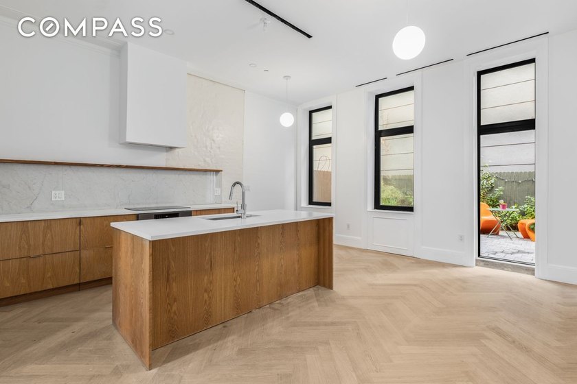 NEW DEV Reimagining a classic brownstone with sophistication and - Beach Condo for sale in Brooklyn, New York on Beachhouse.com