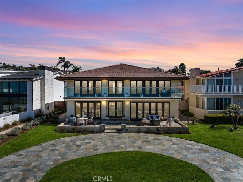 Nestled along the most prestigious street in Palos Verdes - Beach Home for sale in Palos Verdes Estates, California on Beachhouse.com
