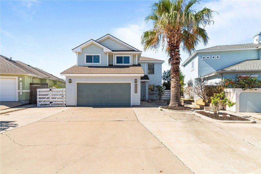 EXTREME Outdoor Living - Your Island Paradise Awaits! Welcome to - Beach Home for sale in Corpus Christi, Texas on Beachhouse.com