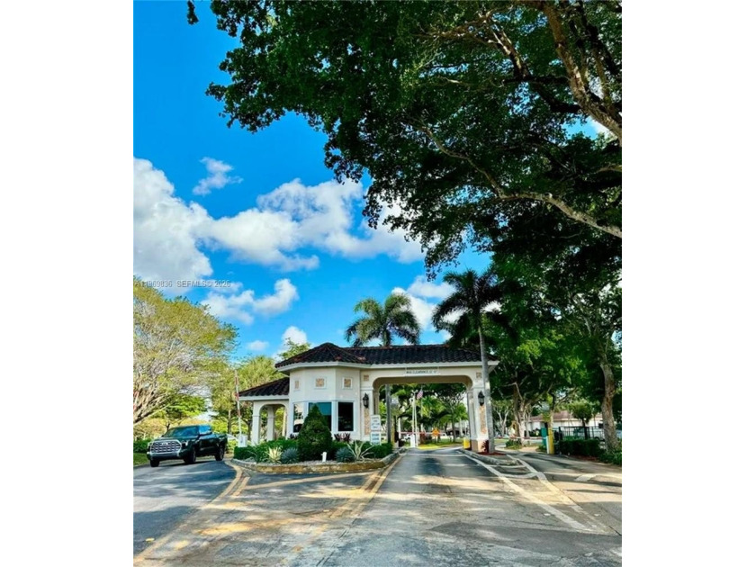 welcome to your new home in the heart of Pembroke Pines! this - Beach Condo for sale in Hollywood, Florida on Beachhouse.com