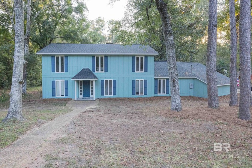 Enjoy private Creek living with this 4 bedroom 2.5 bath custom - Beach Home for sale in Daphne, Alabama on Beachhouse.com