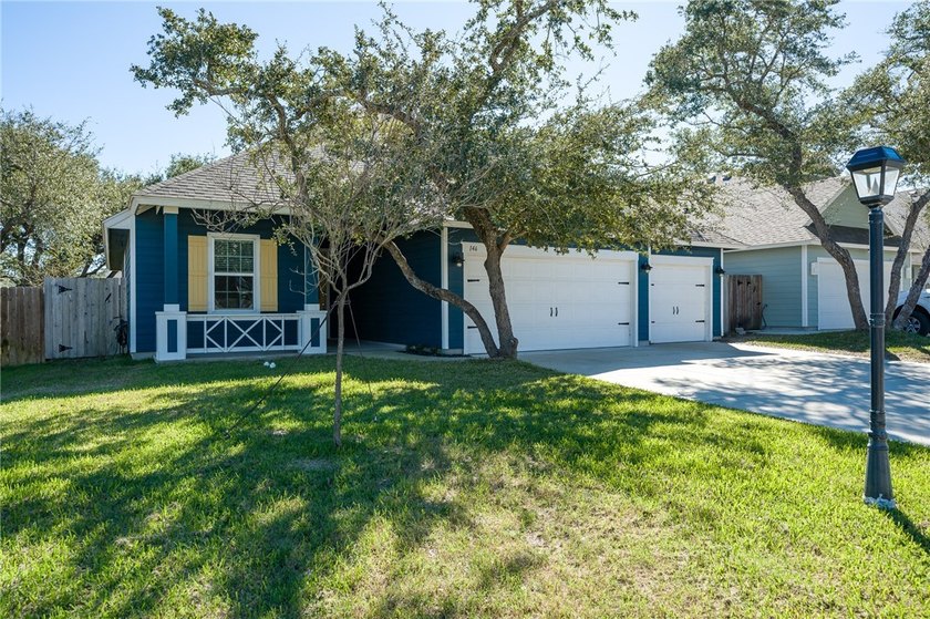 Discover relaxed coastal living in the desirable Wandering Oaks - Beach Home for sale in Rockport, Texas on Beachhouse.com