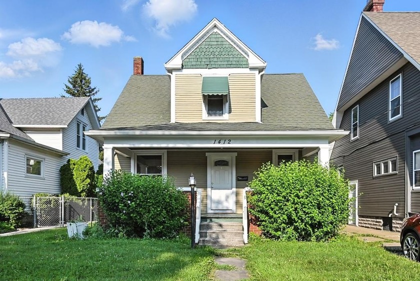 Full of vintage charm and just minutes from downtown Sandusky - Beach Home for sale in Sandusky, Ohio on Beachhouse.com