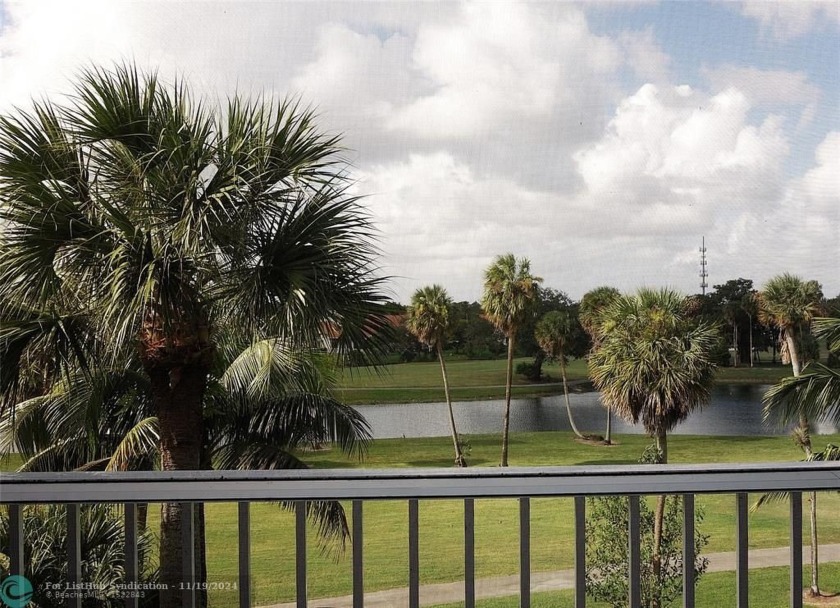 Your dream home with sweeping golf course and pond views! This - Beach Condo for sale in Pompano Beach, Florida on Beachhouse.com