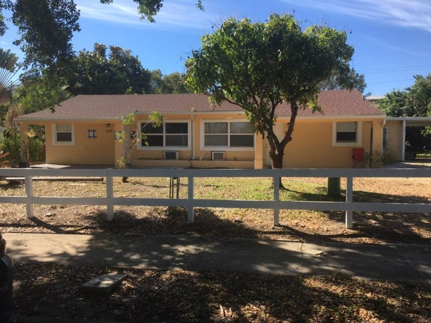 Duplex opportunity in Northwood, minutes from the beach - Beach Townhome/Townhouse for sale in West Palm Beach, Florida on Beachhouse.com