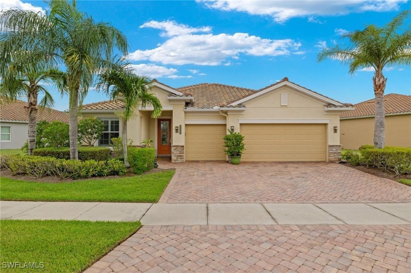 Step into the spacious Foyer of this 3BR + Den 3 BA Cameron - Beach Home for sale in Fort Myers, Florida on Beachhouse.com