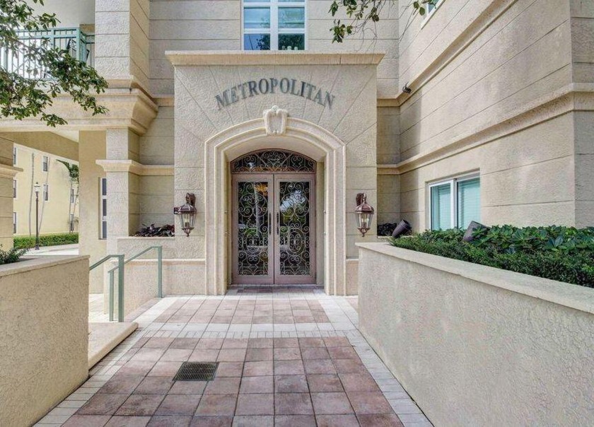 Penthouse unit living at it's best at the Metropolitan Condo a - Beach Condo for sale in West Palm Beach, Florida on Beachhouse.com