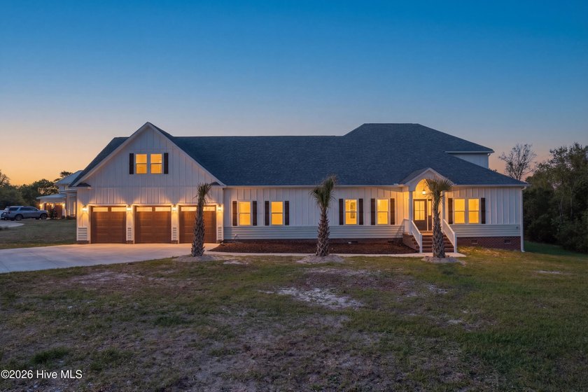 Experience refined coastal living at its finest in this - Beach Home for sale in Swansboro, North Carolina on Beachhouse.com