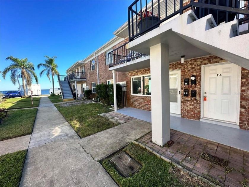 Enjoy this waterfront community cozy 1 bed 1 bath first-floor - Beach Condo for sale in Titusville, Florida on Beachhouse.com