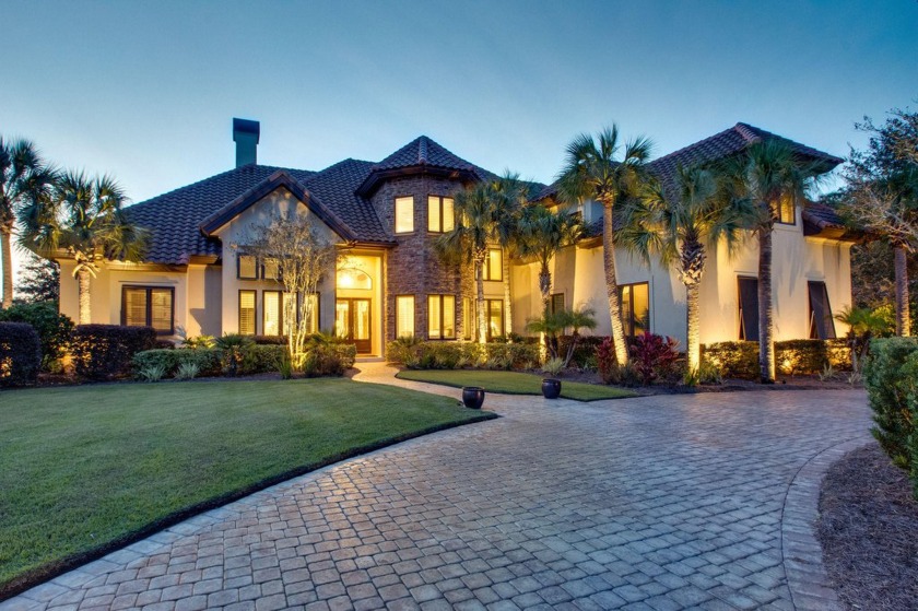 ***New Compelling Price ***Spectacular Lakefront location in - Beach Home for sale in Miramar Beach, Florida on Beachhouse.com
