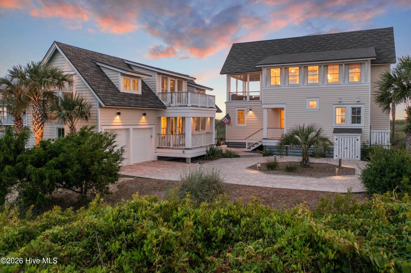 TOTAL 4BR, 4.5BA, 2,790 heated sqft. Immaculate Oceanfront home - Beach Home for sale in Bald Head Island, North Carolina on Beachhouse.com