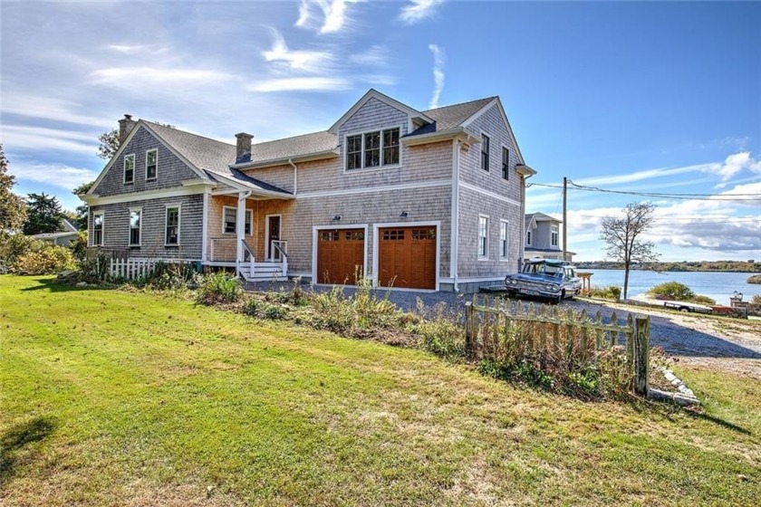 Fabulous watervew Cape with an architecturally designed - Beach Home for sale in South Kingston, Rhode Island on Beachhouse.com