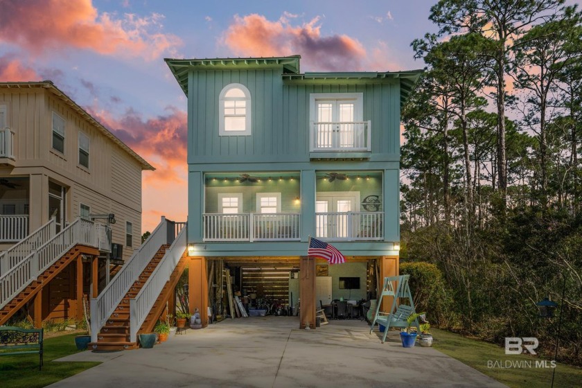 Welcome to SOUTHERN LIVING at this Cute COTTAGE by the BAY! - Beach Home for sale in Gulf Shores, Alabama on Beachhouse.com