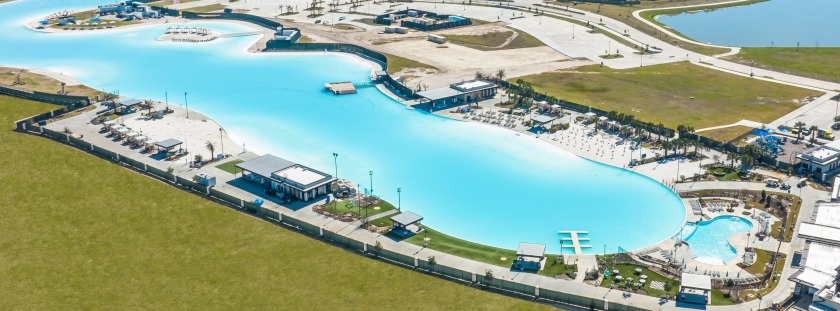 The first level of this two-story home is host to a generous - Beach Home for sale in Texas City, Texas on Beachhouse.com