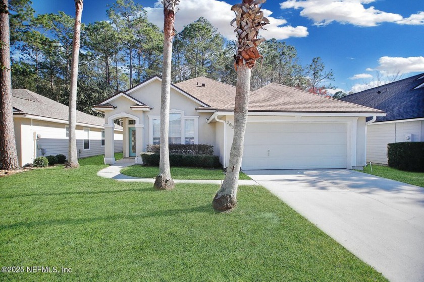 Location! Location! Lovely 3/2 home located in the Eagle Harbor - Beach Home for sale in Fleming Island, Florida on Beachhouse.com