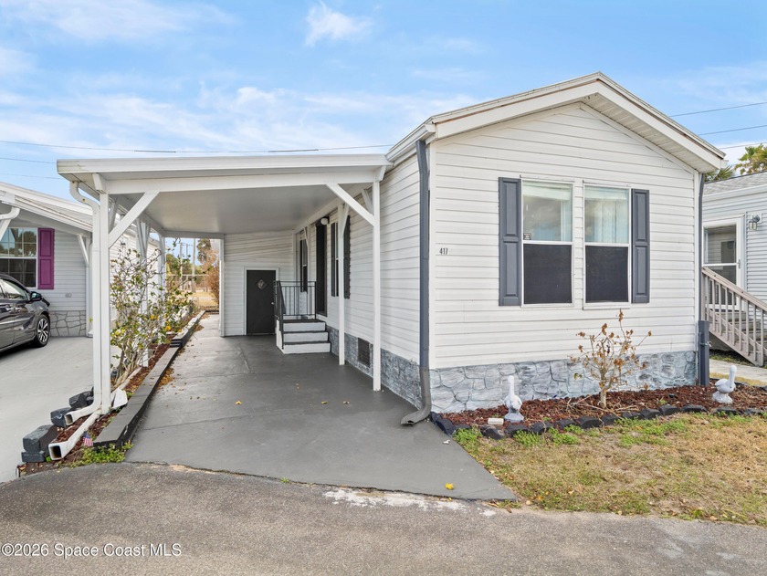 Newer well maintained home offers the ideal blend of coastal - Beach Home for sale in Melbourne Beach, Florida on Beachhouse.com