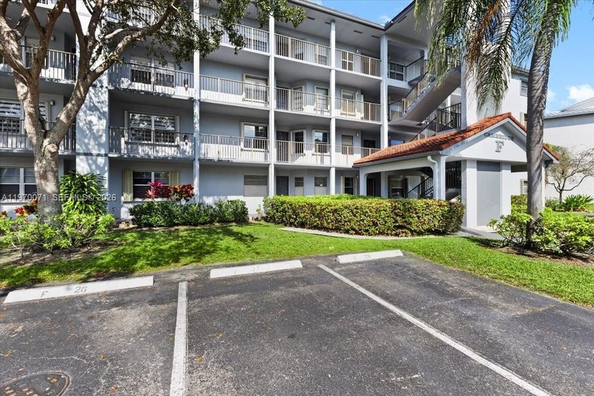 Beautiful first-floor unit featuring tile flooring throughout - Beach Condo for sale in Pembroke Pines, Florida on Beachhouse.com