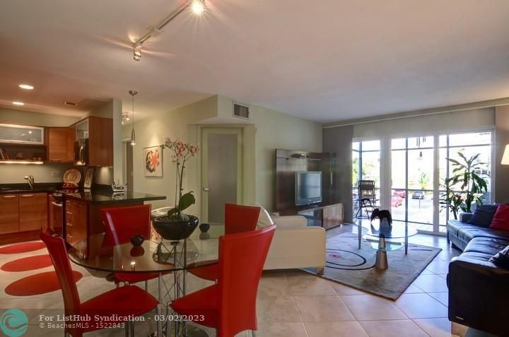 Updated unit in the gated waterfront community of River Shores! - Beach Condo for sale in Oakland Park, Florida on Beachhouse.com