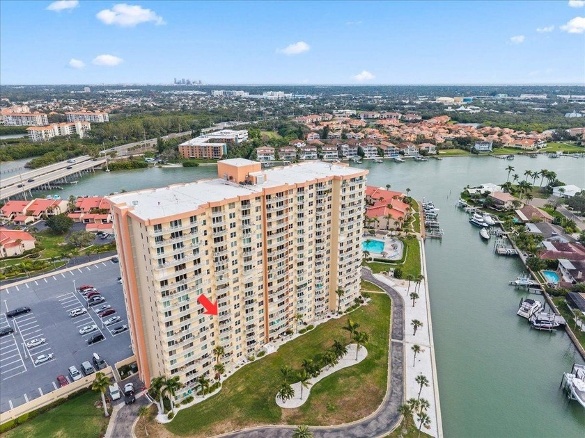 Welcome to elevated waterfront living in this sixth-floor - Beach Condo for sale in St. Petersburg, Florida on Beachhouse.com