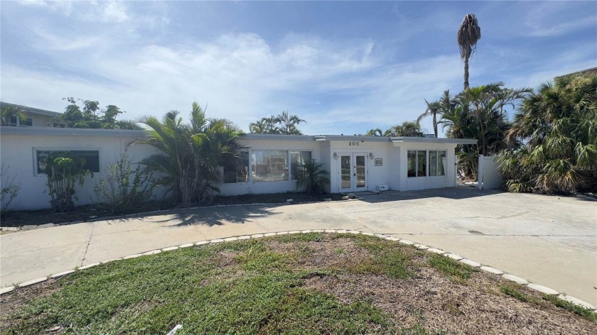 Under contract-accepting backup offers. PRICE TO SELL - Beach Home for sale in St Pete Beach, Florida on Beachhouse.com