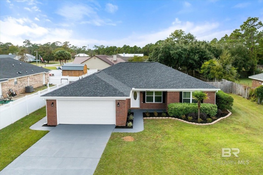 Fantastic, Freshly Remodeled, 3 bedroom 2.5 Bath 1 story home in - Beach Home for sale in Orange Beach, Alabama on Beachhouse.com