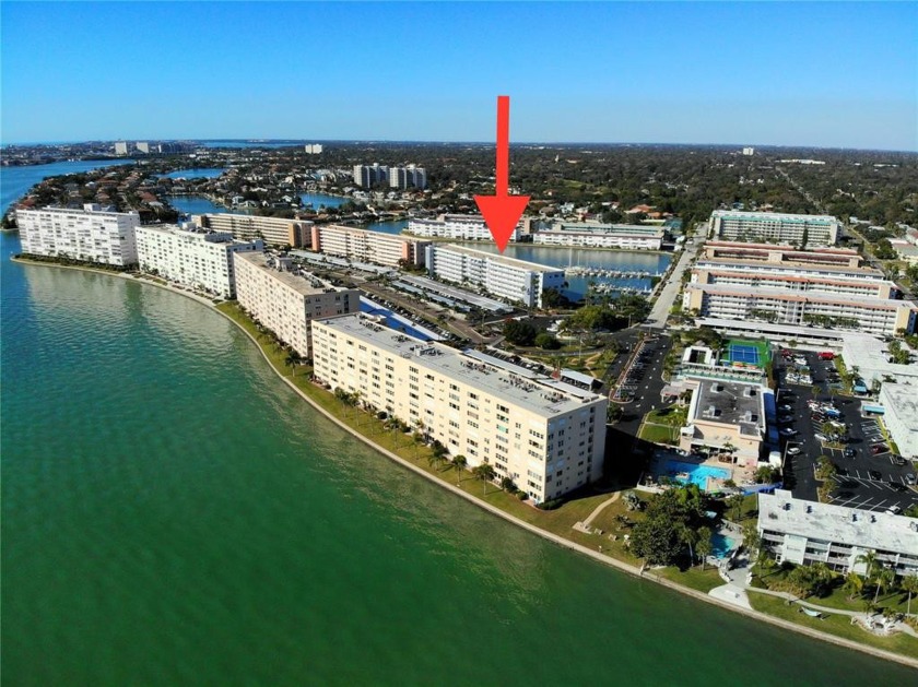 Don't Miss Out On This Move In Ready Water Front Condo In - Beach Condo for sale in Gulfport, Florida on Beachhouse.com