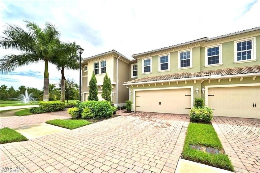 READY TO MOVE FROM THE COAST OR USE AS A VACATION HOME IN THIS - Beach Townhome/Townhouse for sale in Fort Myers, Florida on Beachhouse.com