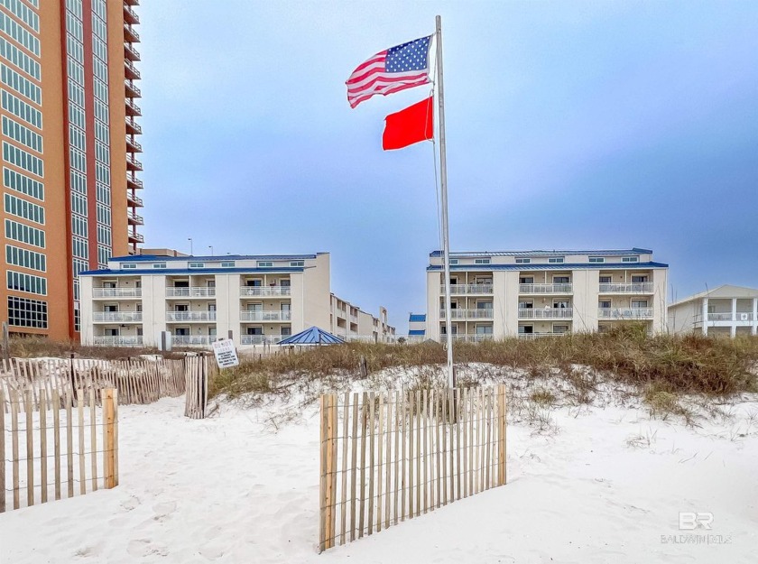 This beautifully updated condo boasts modern accents, newer - Beach Home for sale in Orange Beach, Alabama on Beachhouse.com