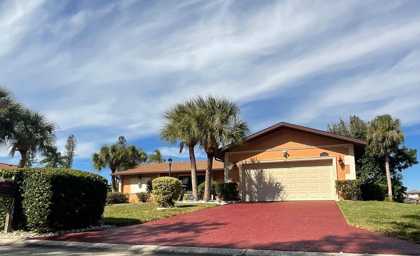 Under contract-accepting backup offers. Whether you're looking - Beach Home for sale in Sarasota, Florida on Beachhouse.com