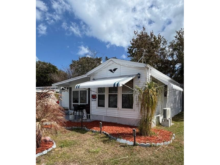 Welcome to your perfect Florida retreat in desirable Encore - Beach Home for sale in Port Orange, Florida on Beachhouse.com