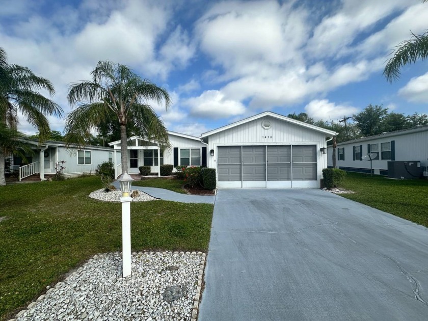 Lot Rent $1037.00  This home is being sold AS IS. This well - Beach Home for sale in North Fort Myers, Florida on Beachhouse.com