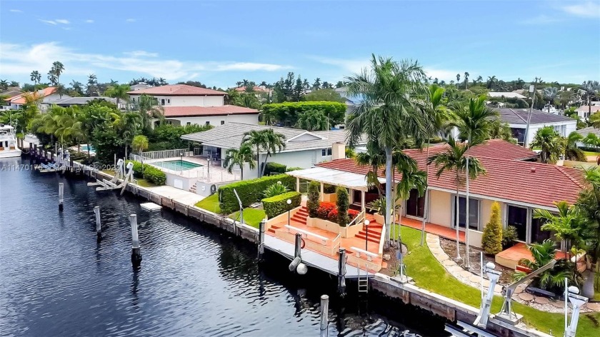Rent ONLY, Looking for a spot to park your boat? This is it! - Beach Lot for sale in Coral Gables, Florida on Beachhouse.com