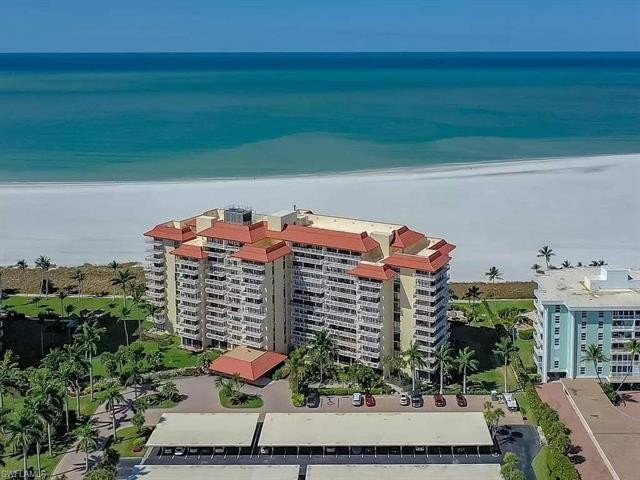 Marco Island is well known for its beautiful beaches and wealthy - Beach Condo for sale in Marco Island, Florida on Beachhouse.com