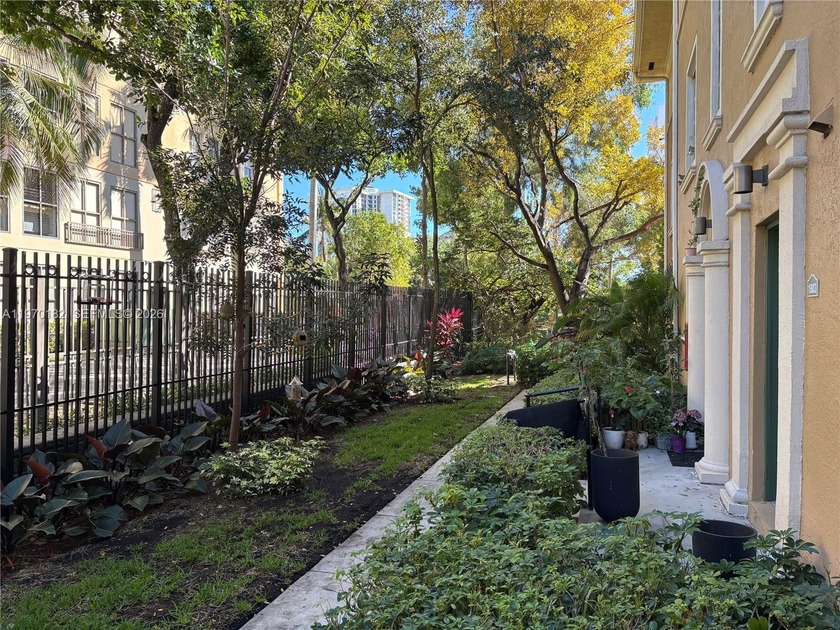 3 story townhouse in the middle of prestigious Aventura. Steps - Beach Townhome/Townhouse for sale in Aventura, Florida on Beachhouse.com