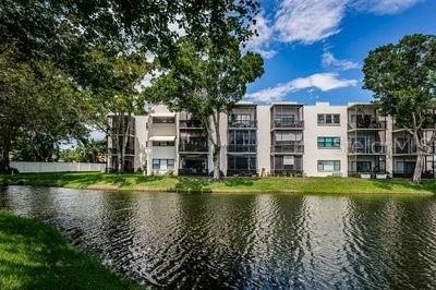 Beautifully updated and truly move-in ready, this serene - Beach Condo for sale in St. Petersburg, Florida on Beachhouse.com