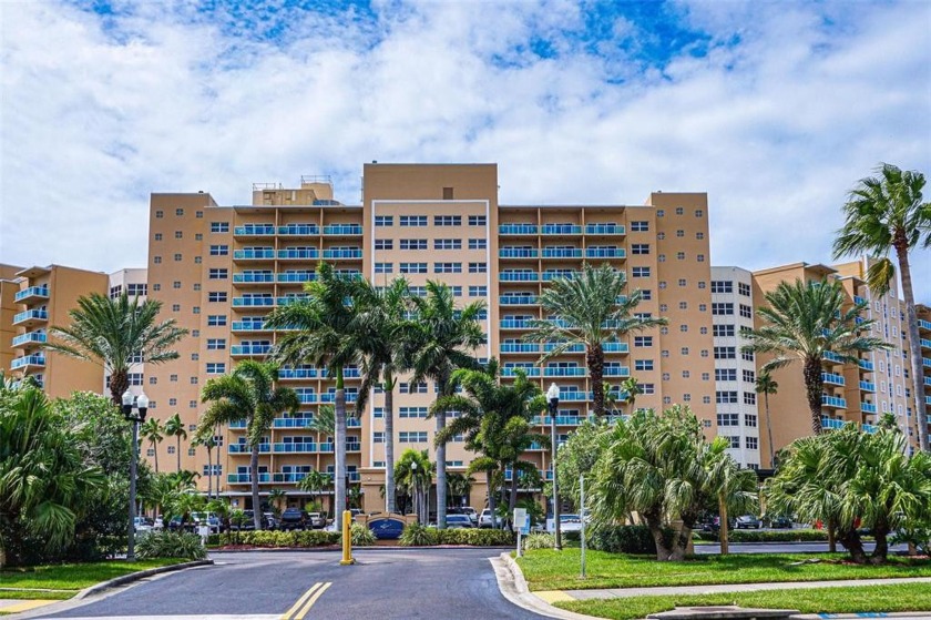 Great location!  Regatta Beach Club is the only gated condo - Beach Condo for sale in Clearwater, Florida on Beachhouse.com
