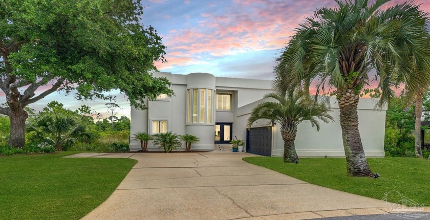 Seller offering $10,000 towards closing costs, price or rate - Beach Home for sale in Gulf Breeze, Florida on Beachhouse.com